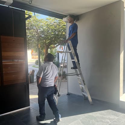 Instalador APRI puertas automáticas